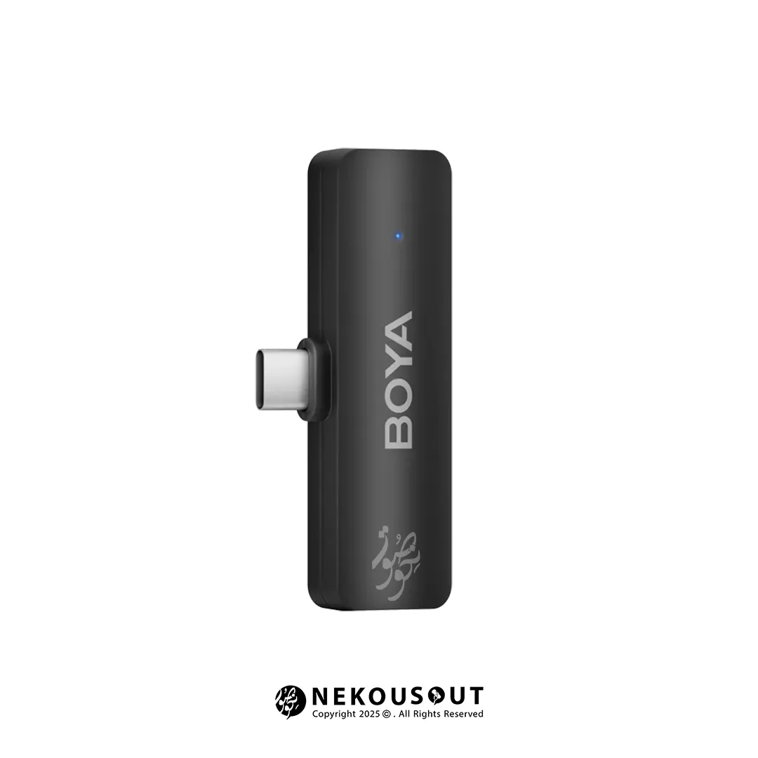 میکروفون بی سیم چهار کانال تایپ سی بویا BOYA BY-V4U 2 نمای کامل کیت میکروفون BOYA BY-V4U با کیس شارژ