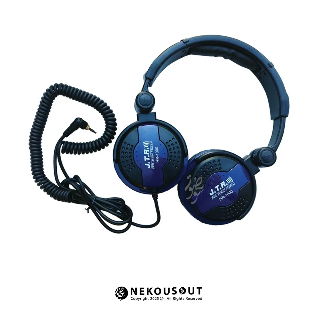 هدفون جی تی آر jtr HR-1000 2 نمای نزدیک از گوشیهای چرمی و ابریشمی هدفون استودیویی jtr HR-1000
